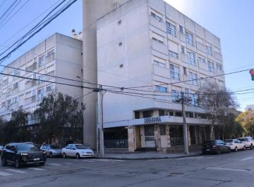 Departamento · 72m² · 3 Ambientes · 1 Cochera · Venta | 3 Ambientes con Dependencia y Cochera | 72 m.