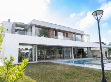 Casa · 431m² · 9 Ambientes · 2 Cocheras · Casa en Venta, 9 Ambientes, Saint Thomas Este Oeste, Canning, Exclusiva