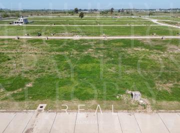 Terreno · 700m² · Terreno en Venta en Saint Thomas Chico, Canning, Interno