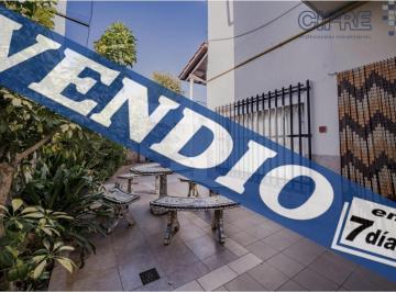 PH · 98m² · 4 Ambientes · PH en Villa Pueyrredon, 4 Ambientes en 2 Plantas, 2 Baños y Doble Patio con Parrilla.