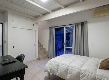 Casa · 130m² · 4 Ambientes · Alquiler Casa Cuatro Ambientes Sin Expensas