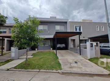 Casa · 200m² · 6 Ambientes · 2 Cocheras · Duplex Altos de Manantiales con Pileta!