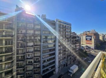Departamento · 68m² · 3 Ambientes · 1 Cochera · Alquiler 3 Ambientes con Cochera Muy Luminoso