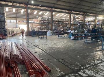 Bodega-Galpón · 4600m² · 5 Ambientes · 10 Cocheras · Nave Industrial en Pablo Nogues