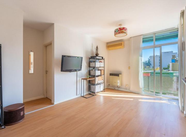 Departamento Venta 2 Amb Coghlan Luz y Balcon