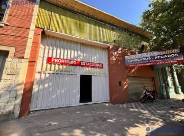 Bodega-Galpón · 776m² · 2 Ambientes · Venta Galpon Av Bulnes Barrio Pueyrredon
