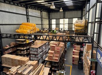 Depósito · 900m² · Depósito 900 m² en Venta en Castelar Industrial