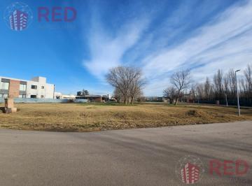 Terreno · 962m² · Vende Terreno en Barrio Privado Cinco Saltos