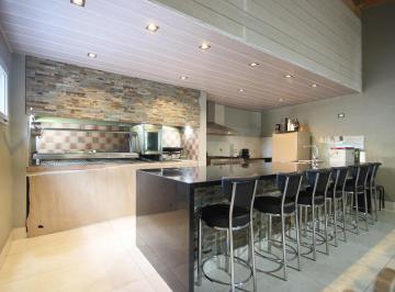 PH · 108ha · 3 Ambientes · Venta PH Duplex Villa Urquiza 3 Ambientes 2 Plantas Super Quincho Apto Credito