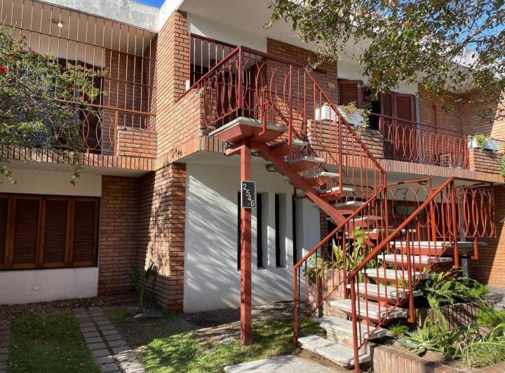Casa · 244m² · 3 Ambientes