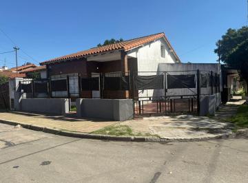 PH · 54m² · 3 Ambientes · 1 Cochera · PH 3 Ambientes Venta en Camacua Esquina Friuli 2059 (Wilde)