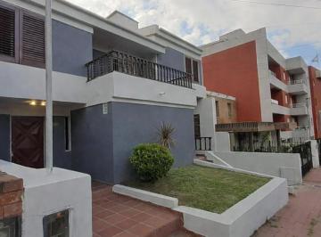 Casa de 5 ambientes, Córdoba · San Salvador Casa en Venta 4 Dorm.