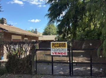 Casa de 3 ambientes, Pilar · Quinta en Venta – Barrio Los Troncos