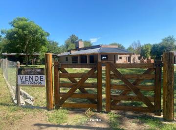 Casa · 190m² · 4 Ambientes · 4 Cocheras · Casa Potrero de Garay 3 Dorm.!
