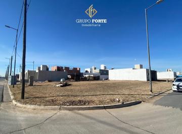 Terreno · 325m² · Lote en Quebradas de Manantiales - Apto Duplex!