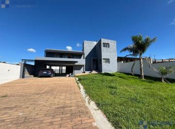 Casa · 306m² · 5 Ambientes · 1 Cochera · Casa en Villa Santa Cruz del Lago 4 Dorm., Pileta, Parque de Gran Dimensión!