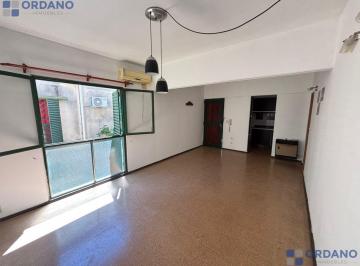 Departamento · 54m² · 3 Ambientes · Departamento en Venta 2 Dorm. B° Pueyrredón