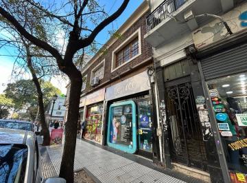 Local comercial · 40m² · Local de Dos Plantas con Vidriera a La Calle en Zona Centro