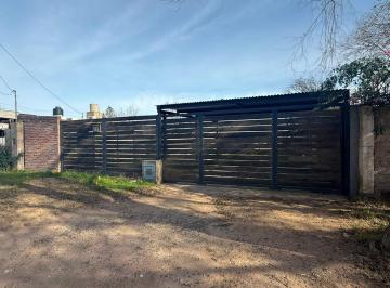 Quinta vacacional · 135m² · 2 Dormitorios · Casa Quinta Savioli 1766