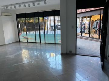 Local comercial · 50m² · 2 Ambientes · Local en Alquiler - Simón Bolívar