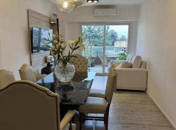 Departamento · 95m² · 4 Ambientes · 1 Cochera · Departamento en Venta 4 Amb con Cochera y Pileta Plaza Irlanda