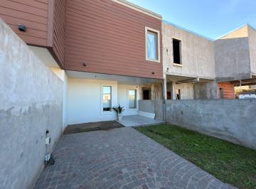 Casa · 98m² · 2 Dormitorios · Dúplex en Venta en El Bº La Martina I, Luján Buenos Aires