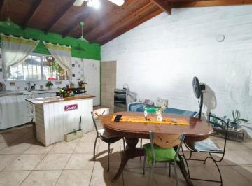 Casa · 120m² · 3 Ambientes · 1 Cochera · Casa en Venta 3 Ambientes