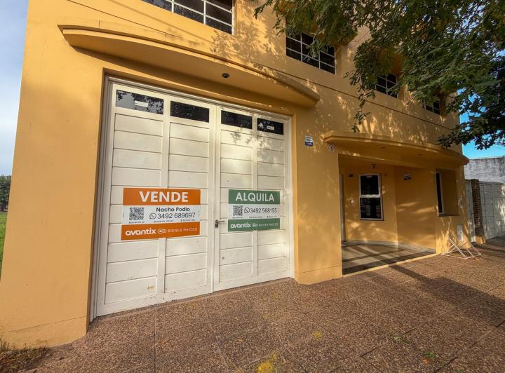 Local comercial · 300m² · 5 Ambientes · 1 Cochera