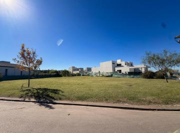 Terreno · 967m² · Venta Terreno 967 m² en Barrio Vida