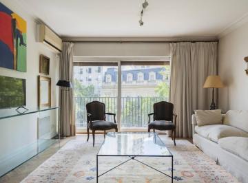 Departamento · 123m² · 4 Ambientes · 1 Cochera · Arroyo y Libertad