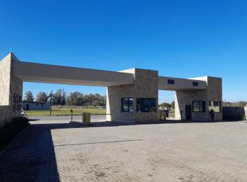 Terreno · 600m² · Venta Lote de 600 m. con Servicios Agua - Claocas - Gas - Luz - Fibra Optica, y Amenities