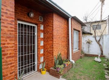 Casa · 61m² · 3 Ambientes · Venta Casa Dos Dorm. en Fisherton