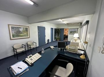 Oficina comercial · 210m² · 9 Ambientes · Venta Oficina en Microcentro - Equipada y Lista Para Usar