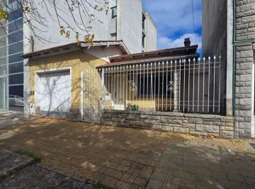 JAP-JAP-2444_2 · Venta de Casa 4 Ambientes C/cochera en San Justo