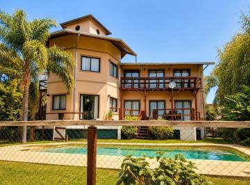 Casa · 477m² · 20 Ambientes · Hostel en El Corazon del Delta del Tigre
