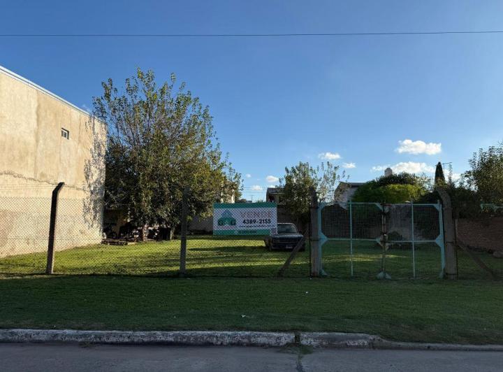 Terreno · 600m²