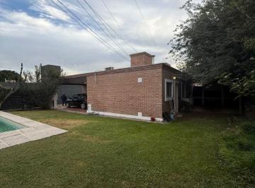 Casa de 6 ambientes, Córdoba · Casa en Venta C/ Cochera en Rivera Indarte