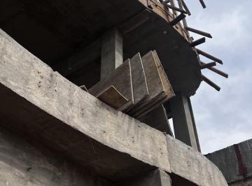 Oficina comercial · 32m² · 1 Ambiente · Oficina Al Contrafrente en Pozo! 4°d