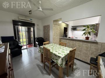 Departamento · 46m² · 3 Ambientes · 1 Cochera · Venta Departamento 3 Ambientes con Balcón en Lanús