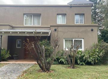 Casa · 324m² · 5 Ambientes · 2 Cocheras · Casa 5 Ambientes en Martindale