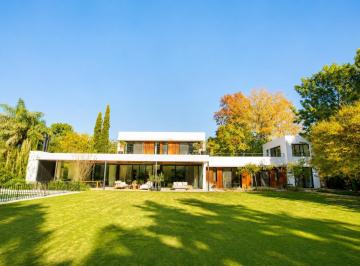 Casa · 633m² · 9 Ambientes · 6 Cocheras · Casa en Venta Altos del Pilar 9 Ambientes Nueva
