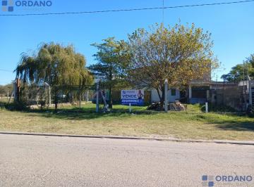 Bodega-Galpón · 447m² · 8 Ambientes · Galpón Deposito en Venta
