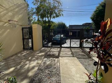 PH · 43m² · 3 Ambientes · PH en Venta de 3 Ambientes con Cochera, Al Frente - Villa Dominico
