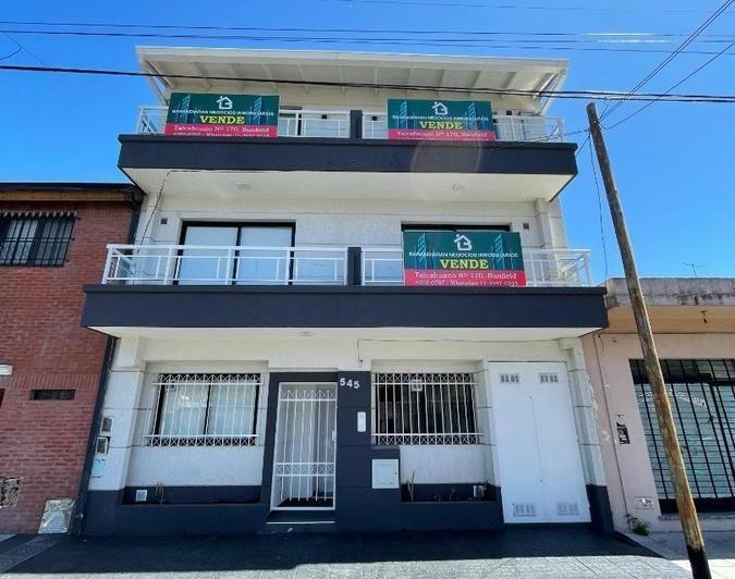 Monoambiente con Balcon en Alquiler y Venta! 1°a