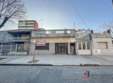 Terreno · 172m² · 6 Dormitorios · 1 Cochera · Venta Casa con Cochera a Demoler/ Lote, Sayos 5400, Villa Lugano