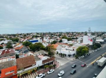 Departamento · 65m² · 3 Ambientes · 1 Cochera · Departamento 3 Amb. - Av J. B Justo - Alquiler 24 Meses - Mar del Plata