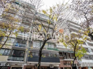Departamento · 65m² · 3 Ambientes · Departamento en Venta - 3 Ambientes - Balcón - Muy Luminoso - Recoleta