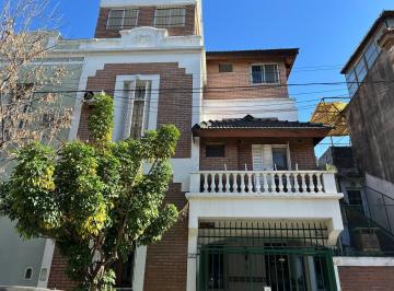 Casa · 176m² · 5 Ambientes · 1 Cochera · Casa 5 Ambientes - Liniers