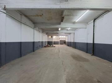 Bodega-Galpón · 449m² · Alquiler - Galpon - Pompeya