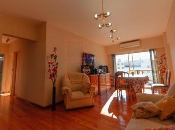 Departamento · 60m² · 3 Ambientes · Departamento en Parque Centenario